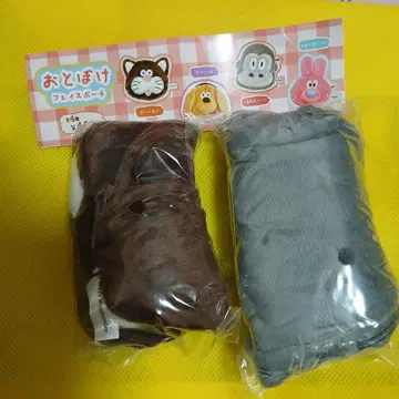 어수룩한 페이스 파우치