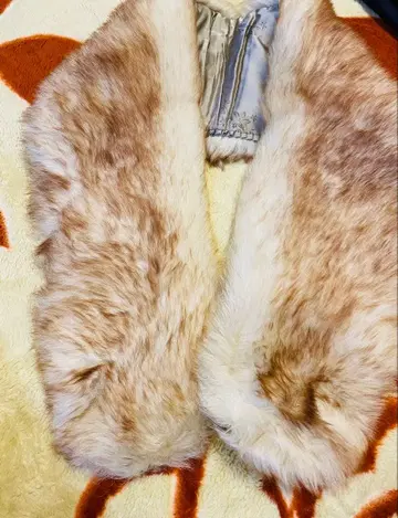 일본 의류 기모노 베이지 퍼 숄 머플러