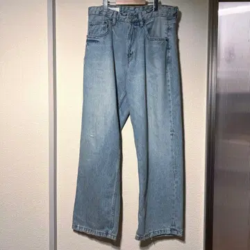 [ 새상품급 ] ZARA 배기 데님 EU38