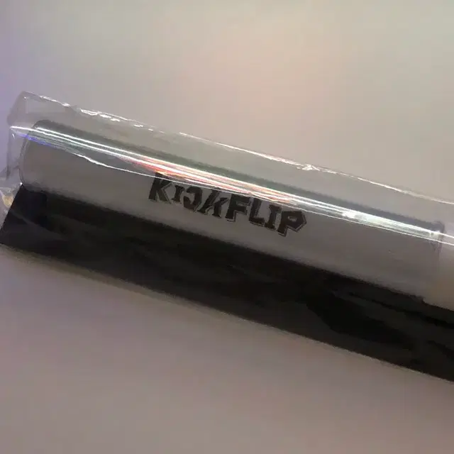 킥플립 임시응원봉