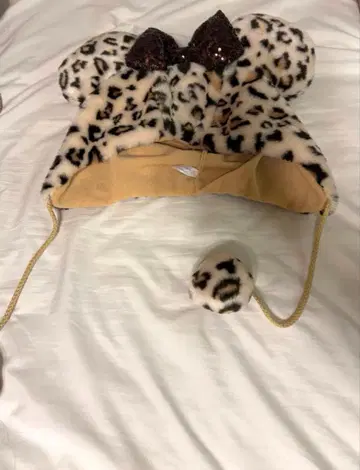 레오파드 무늬 퍼 캡