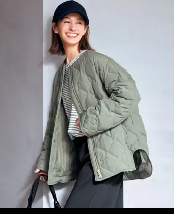 택 포함 새상품 UNFIRO 퀼팅 자켓