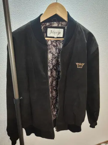 마리오지오 알렉시오 블랙 자켓