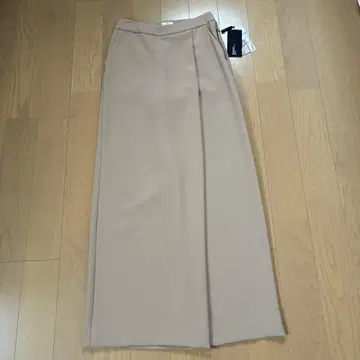 베이지 와이드 팬츠 엘레강트