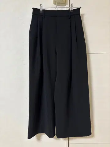 바빌론 다기능 소재 더블 크로스 2턱 와이드 팬츠