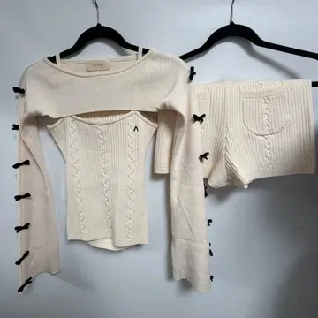 ANDMARY Cindy ribbon knit set up