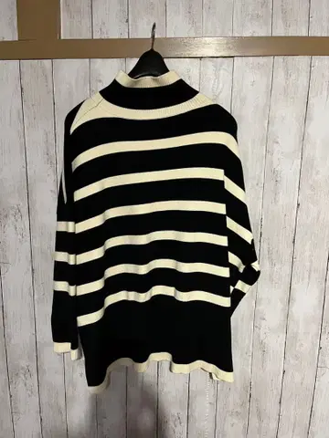 스트라이프 패턴 긴팔 니트 블랙/아이보리