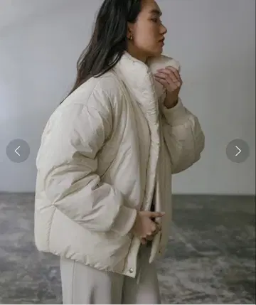 select moca 화이트 다운 자켓