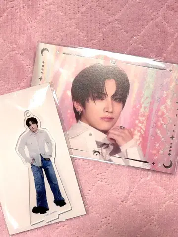 &TEAM 카페 2025 YUMA 아크릴 스탠드 키링 포스카