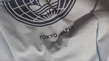 oasis adidas 긴팔 tokyo 로고 있음