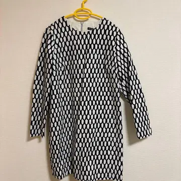 marimekko 긴팔 무릎 기장 원피스