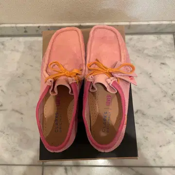 클락스 리바이스 왈라비