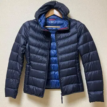 INES DE LA FRESSANGE 후드 부착 다운 자켓