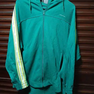 GU 그린 지퍼 후드티 뷰티풀피플