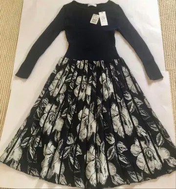 야마다야 세금 포함 17,280엔 네이비 원피스 아래 이너 포함