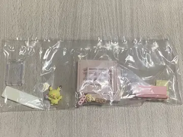 포켓피스 컬렉션 하우스 피카츄 & 피츄