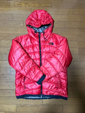 THE NORTH FACE 레드 다운 자켓