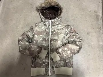 카모 패턴 퍼 포함 다운 자켓 리버서블 탄타케