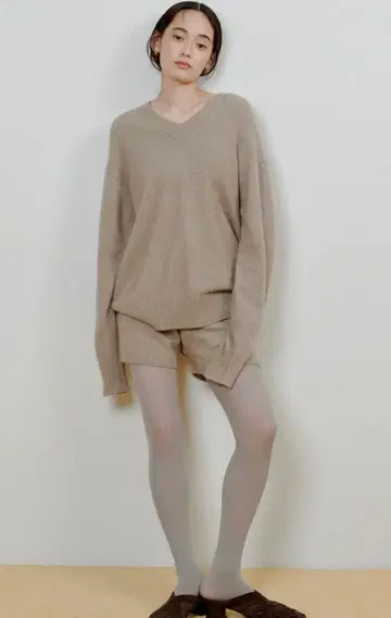 MIESROHE 니트 셋업 MOC