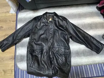 HIGEST CASUAL 블랙 가죽 자켓