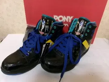 101935 새상품 PONY 2pm 하이컷 스니커즈 블랙 24cm