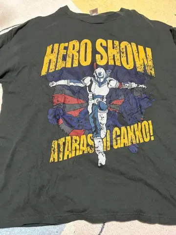 아타라시가쿠인 리더즈 Hero Show TEE BLACK XL