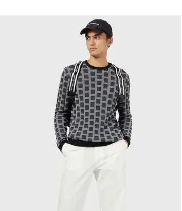 엠포리오 아르마니 올 패턴 크루넥 니트 M