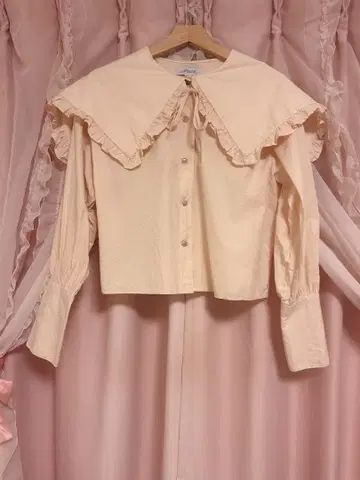 SINOON 세일러 프릴 블라우스