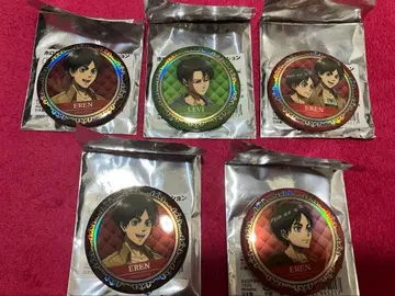 진격의 거인 캔뱃지 엘렌 리바이