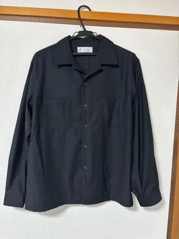 ADRER 블랙 긴팔 셔츠