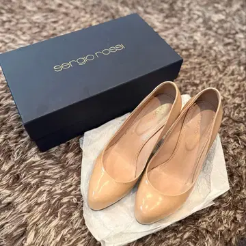 세르지오 로시 베이지 하이힐
