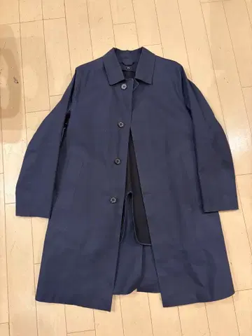 네이비 롱 트렌치코트