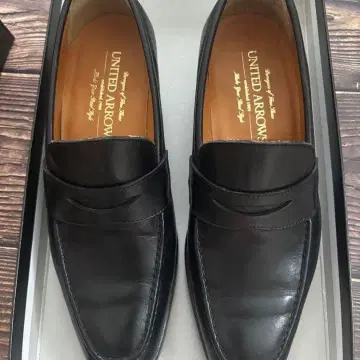 유나이티드 애로우즈 구매 vibram 로퍼 블랙