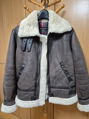 알파인더스트리 ALPHA B-3 페이크 무스탕 자켓