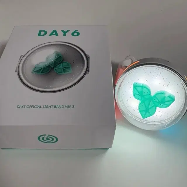 데이식스 응원봉 마데워치 미사용