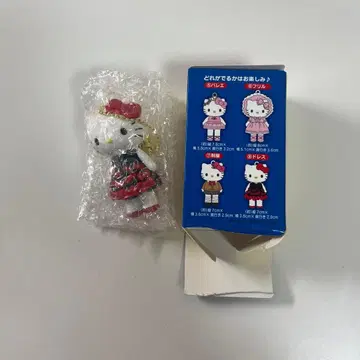 헬로키티 시크릿 마스코트 참 B 드레스