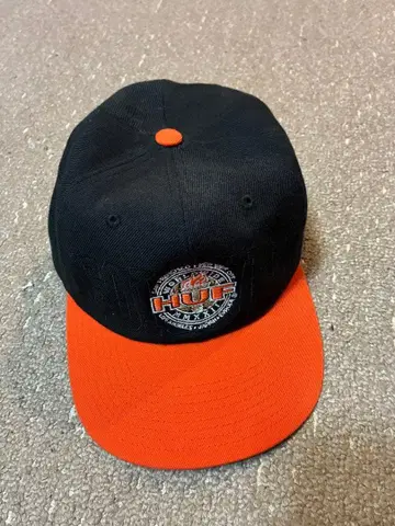 HUF 야구 모자 블랙/오렌지