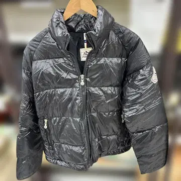 PYRENEX 블랙 다운 자켓 S