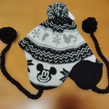 [ 택 포함 ] 미키마우스 디자인 니트 모자