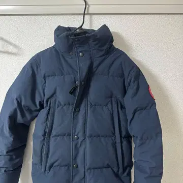 CANADA GOOSE 네이비 다운 자켓