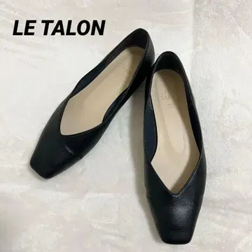 새상품급 LE TALON V컷 블랙 플랫 펌프스 주름 가죽