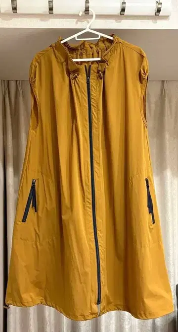 아우터 베스트 계열 코트