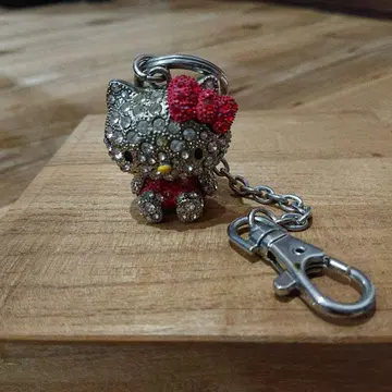 헬로키티 비쥬 키링