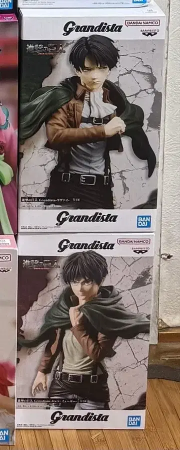 [ 미개봉 새상품급 ] 진격의 거인 리바이 엘렌 피규어 세트