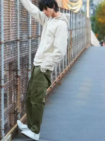 새상품 NOT so APE 후드티