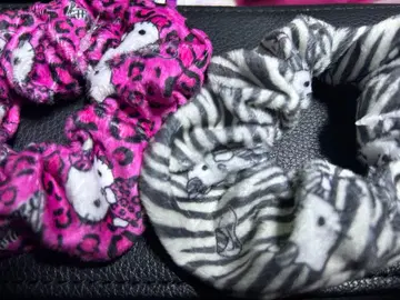 헬로키티 스크런치 2개 세트