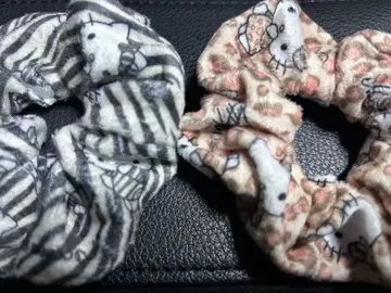 헬로키티 스크런치 2개 세트