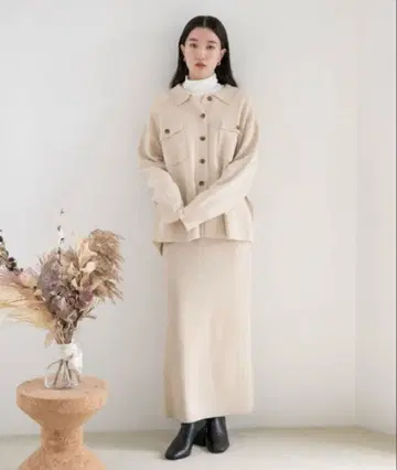 LOWRYS FARM 칼라 니트 가디건 셋업