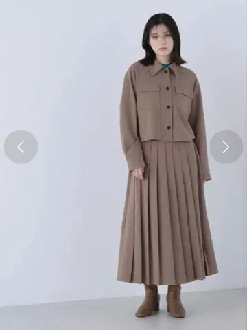 내추럴 뷰티 베이직 플리츠 스커트