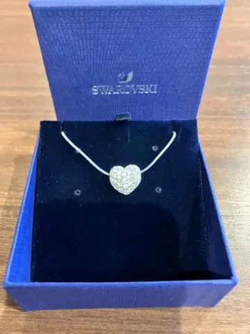 SWAROVSKI 스와로브스키 목걸이 하트 파베